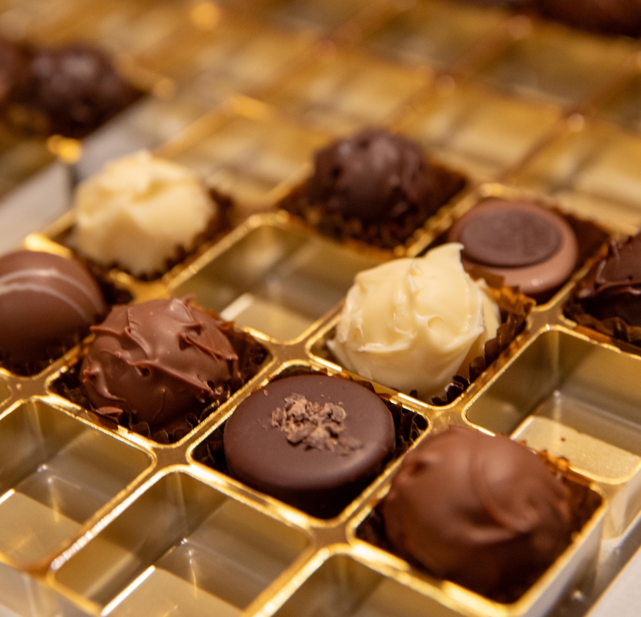 schloss-beck-schokoladenkreationen-1300x1250
